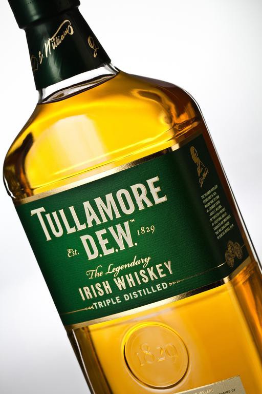 Виски tullamore. Irish Whiskey Tullamore. Ирландский виски Tullamore Dew. Виски Tullamore Irish Whiskey. Виски ирландский Талмор Дью.