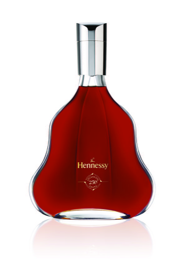 Moet HennessyHennessy James Cognac, Hennessy VS - Dial a Drink Kenya